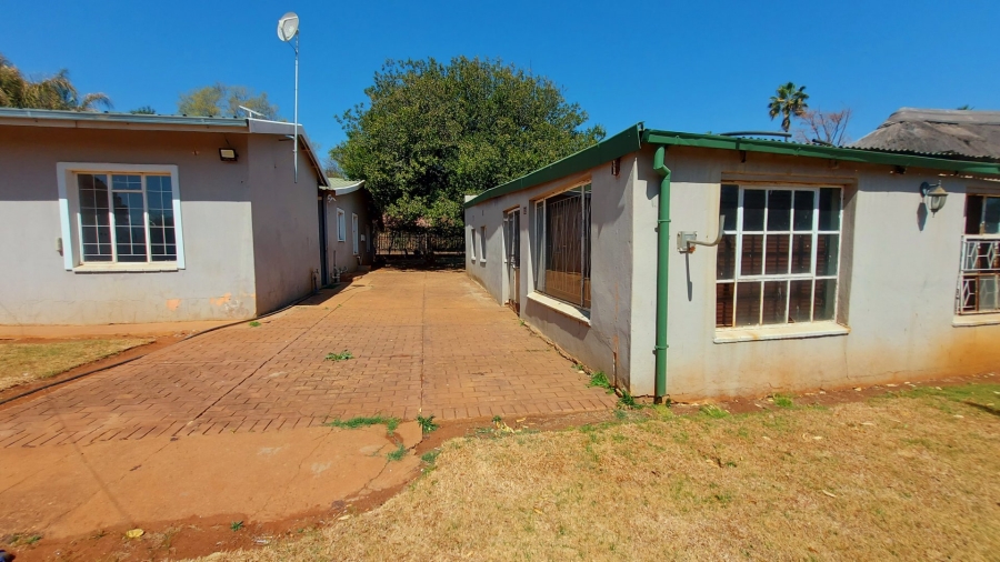 3 Bedroom Property for Sale in Meerhof North West